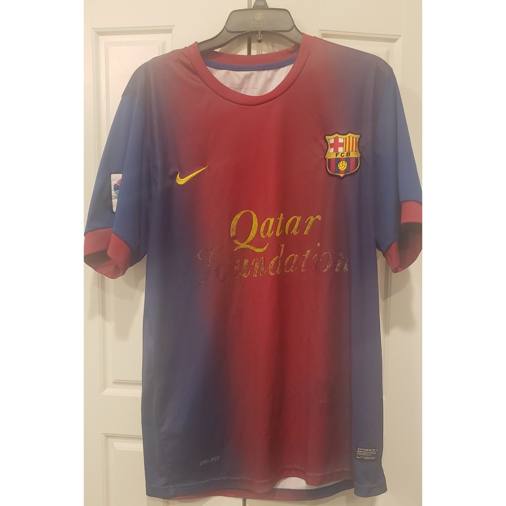 Nike FC Barcelona Football Soccer Jersey 008051462 Authentic Red Blue Size Large